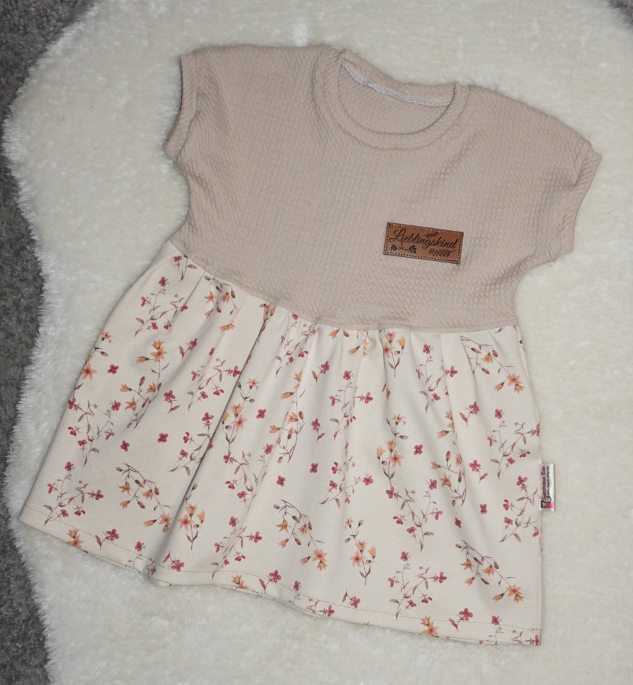 Bild 1 von Kleid - Tunika - Hängerchen  Gr. 80 - BLOSSOMS FLOWERS - NATURAL BIO JERSEY - sand