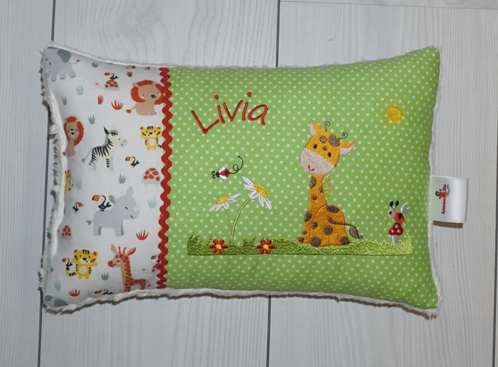 Bild 1 von Niedliche kleine Giraffe & Name - Geburt, Taufe, personalisierte Kissen, Kindergarten, Geschenk