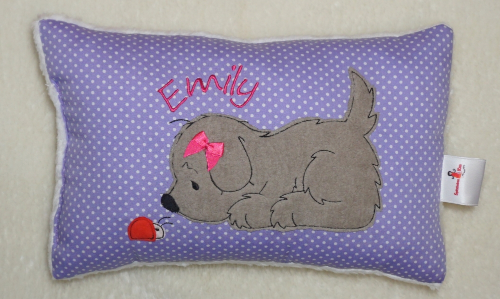 Bild 1 von Kuschelkissen, Namenskissen Hund mit Käferchen/Schnecke 20x30 cm  / (Stoffvariante) blau Streifen / (Stickmotiv) Hund Käferchen