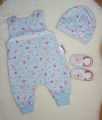 Baby Set - Süßer Sommer Strampler  & Mütze Gr. 56 - hellblau Blumen