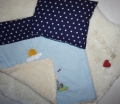 Bild 2 von Puppenbettwäsche - 2 teilig - Sterne/Punkte mit Stickbild Esel auf Wiese