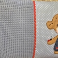 Bild 4 von Niedliche Affen Kissen - Personalisierte Kissen, Geschenk zur Geburt, Kissen mit Namen  / (Hauptfarbe) grau Punkte / (Kissenvariante/Größe) 30x40cm Hülle&Inlett / (Stickmotiv) Affe am Ast