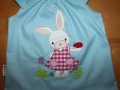 Bild 2 von Schöne Bluse Gr. 116 mit einer süßen Hasenmädchen Doodle Stickerei