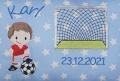 Bild 2 von Namenskissen, Kuschelkissen Fußball Star & Namen/ Geburtsdatum 25x35 cm  / (Stoffvariante) grün Sterne / (Rückseite) Teddystoff natur / (Stickdaten) Name